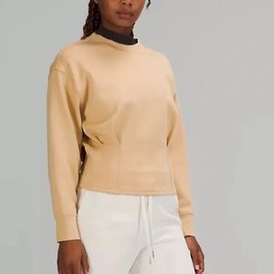 Lululemon Gathered Waist Crew Pullover - Like New
